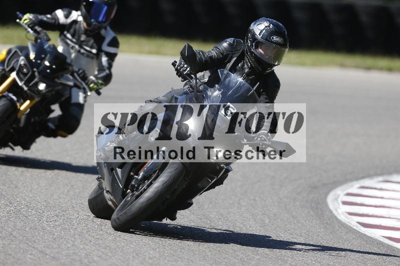 /48 25.08.2025 Cornu Master School ADR/gruen-vert/6